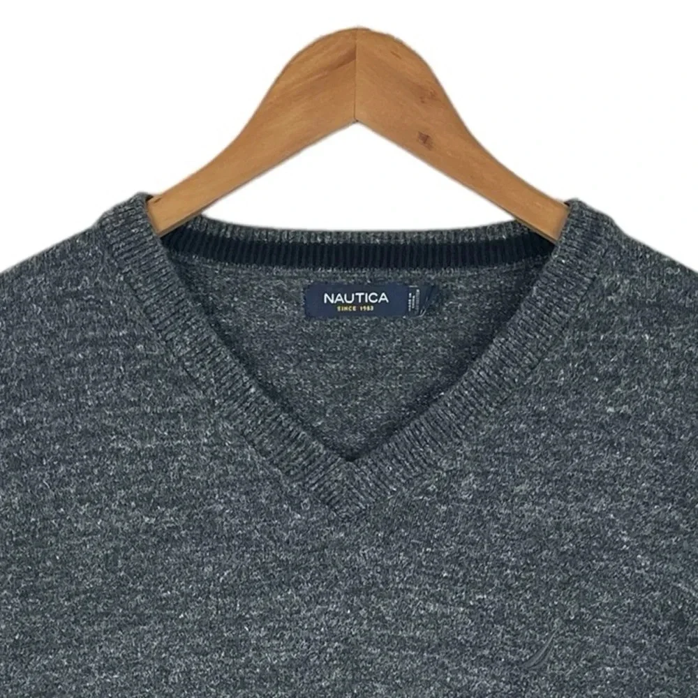 B17 Men’s Nautica Business Casual Pullover V Neck Sweater L